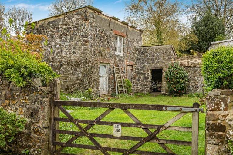 Images for Drewsteignton, Exeter