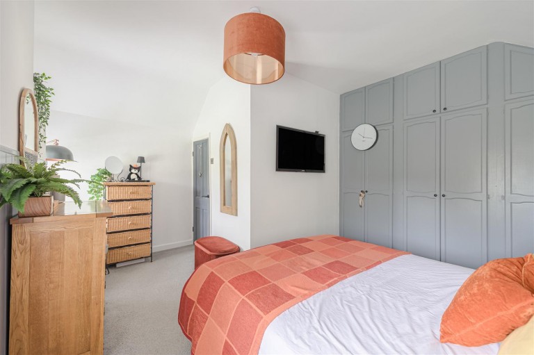 Images for Castle Road, Hartshill, CV10