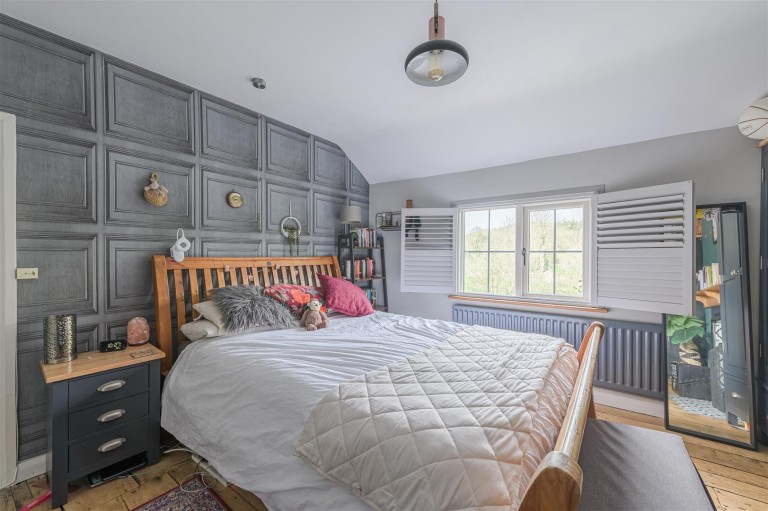 Images for Castle Road, Hartshill, CV10