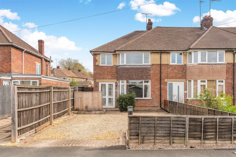 Click the photo for more details of Manor Road, Banbury