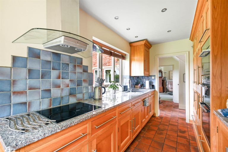 Images for Old Vicarage Gardens, Skellingthorpe, Lincoln