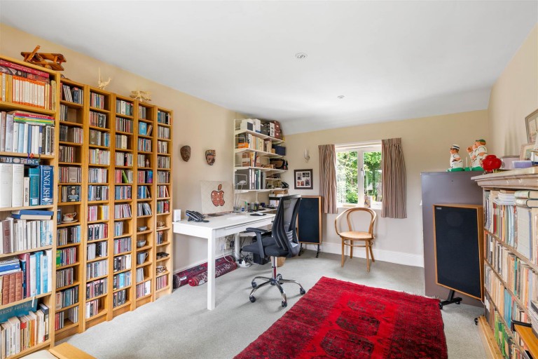 Images for Old Vicarage Gardens, Skellingthorpe, Lincoln