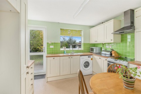Click the photo for more details of Mewburn Road, Banbury