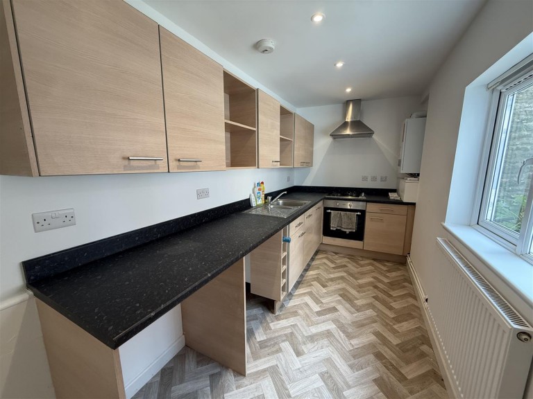 Images for 8A Barrack Street, Bridport