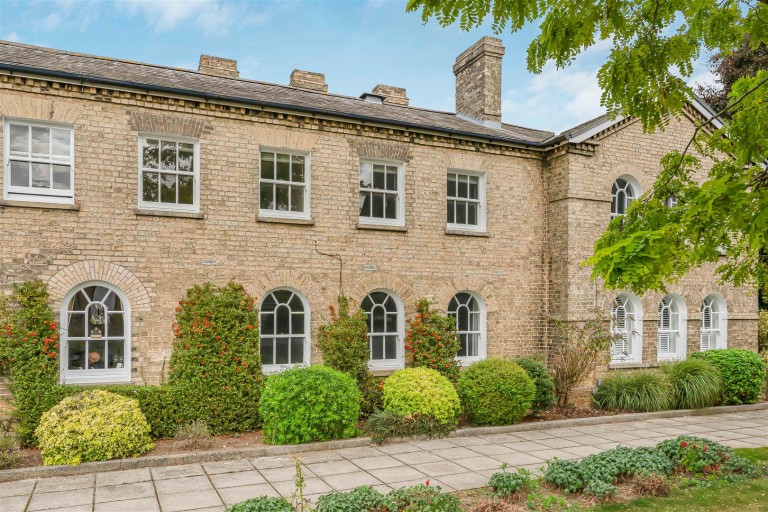 Images for Heasman Close, Newmarket