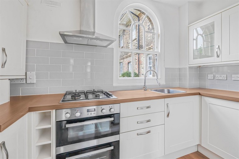 Images for Heasman Close, Newmarket