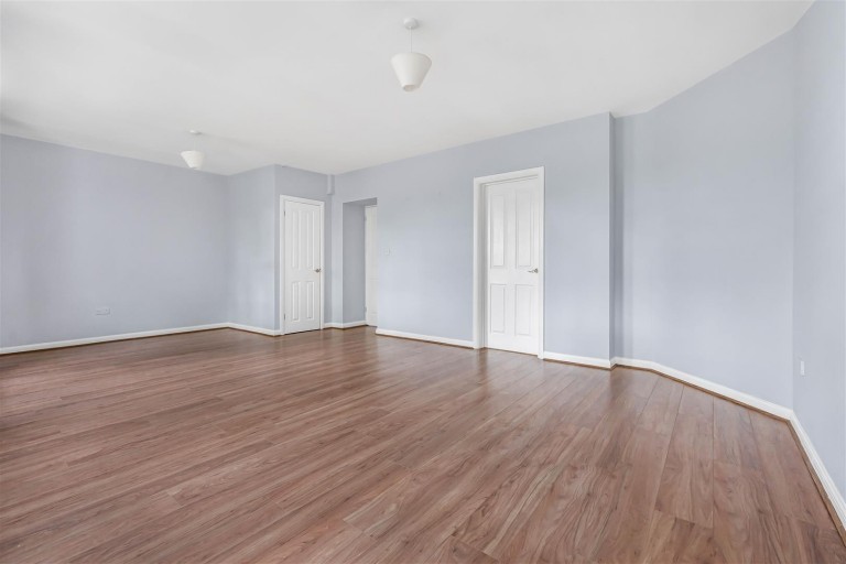 Images for Heasman Close, Newmarket