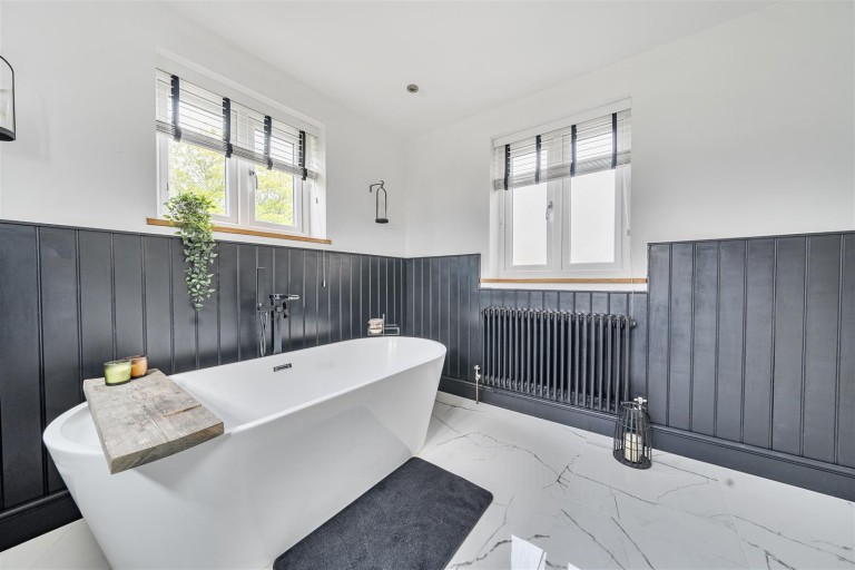 Images for Combe Park,, Yeovil, Somerset