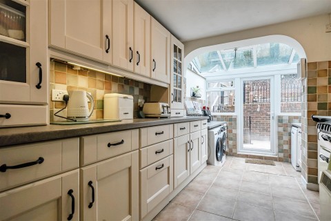 Click the photo for more details of Cattistock Road, Maiden Newton, Dorchester
