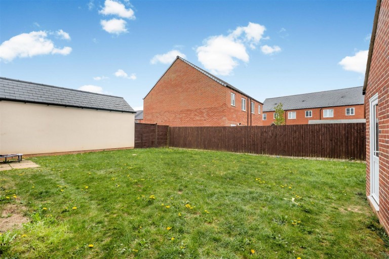 Images for Swift Drive, Bodicote, Banbury - exceptionally good layout
