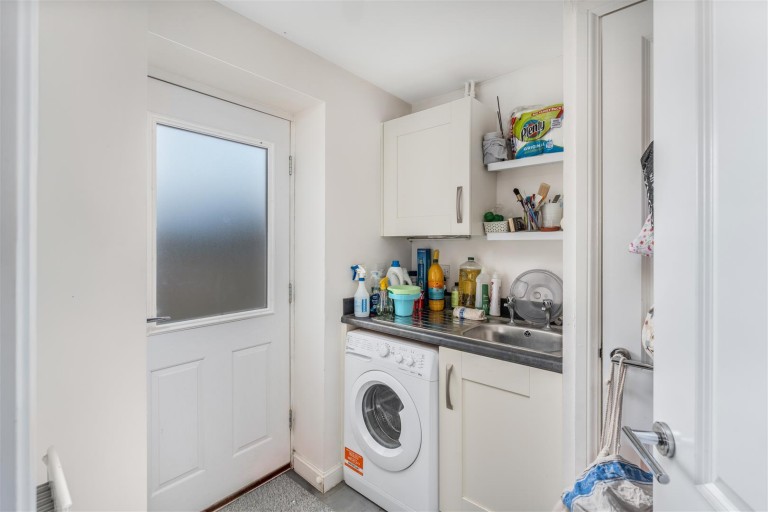 Images for Swift Drive, Bodicote, Banbury - exceptionally good layout