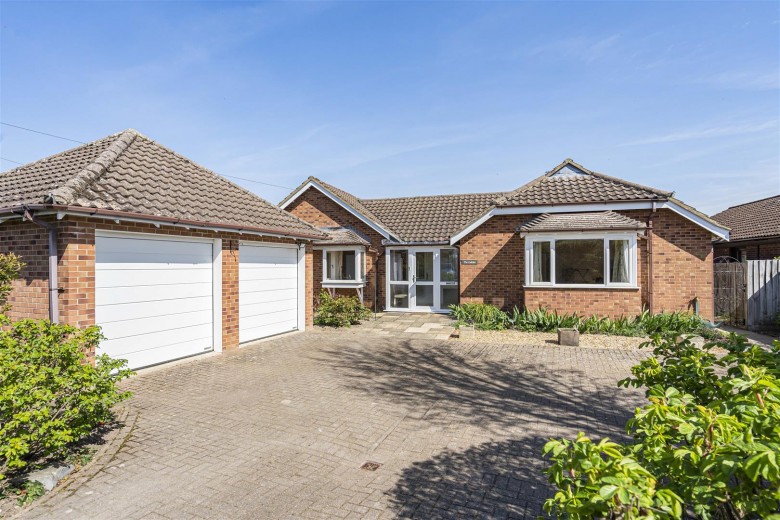Click the photo for more details of Caxton Lane, Foxton, Cambridge