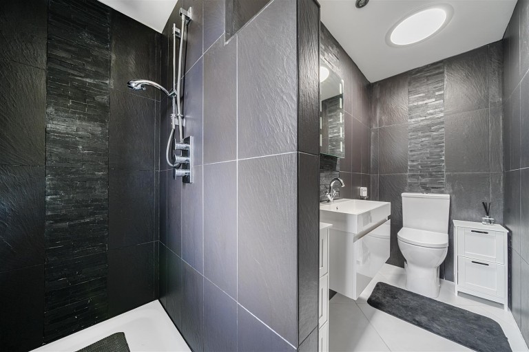 Images for Laburnum Road, Wellington