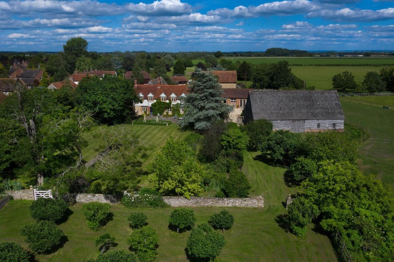 Click the photo for more details of Garford, Oxfordshire