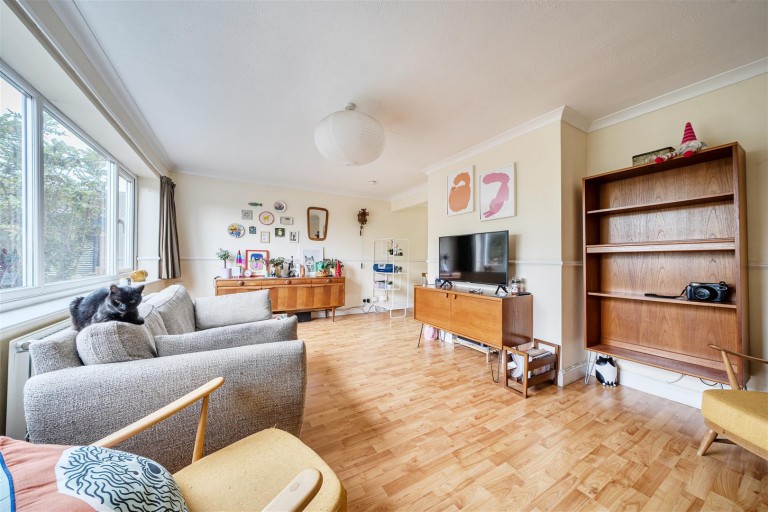 Images for Leys Road, Pattishall, NN12
