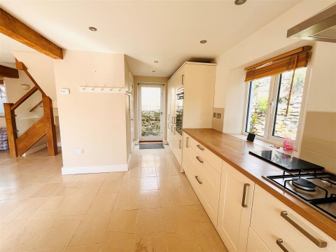 Click the photo for more details of Chestnut Cottage, Backlands Farm, The Street, Charmouth, Bridport