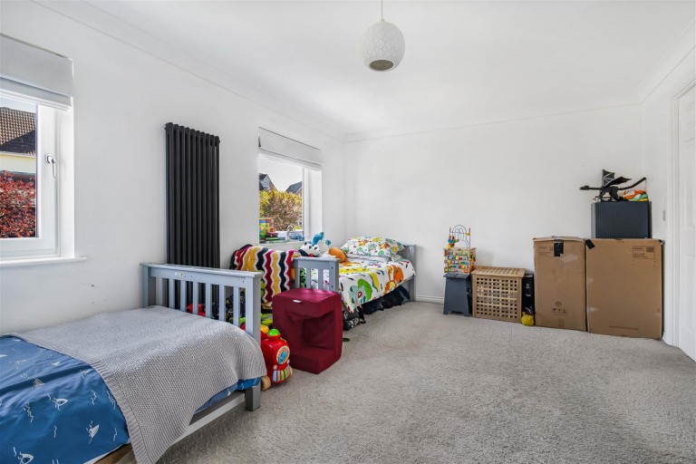 Images for Howard Close, Haverhill