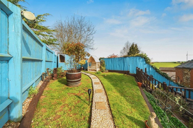 Images for Fosters Booth Road, Pattishall, NN12