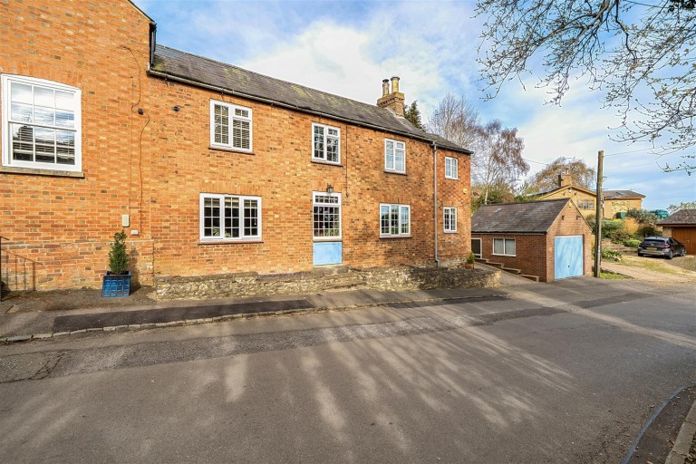 Images for Fosters Booth Road, Pattishall, NN12