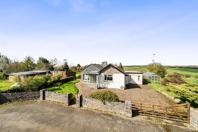 Click the photo for more details of Trillacott Road, North Petherwin, Launceston