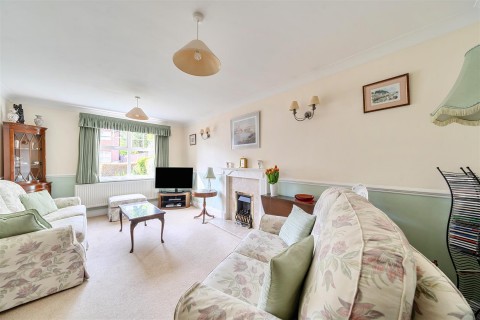 Click the photo for more details of Sandbourne Avenue, Blandford Forum