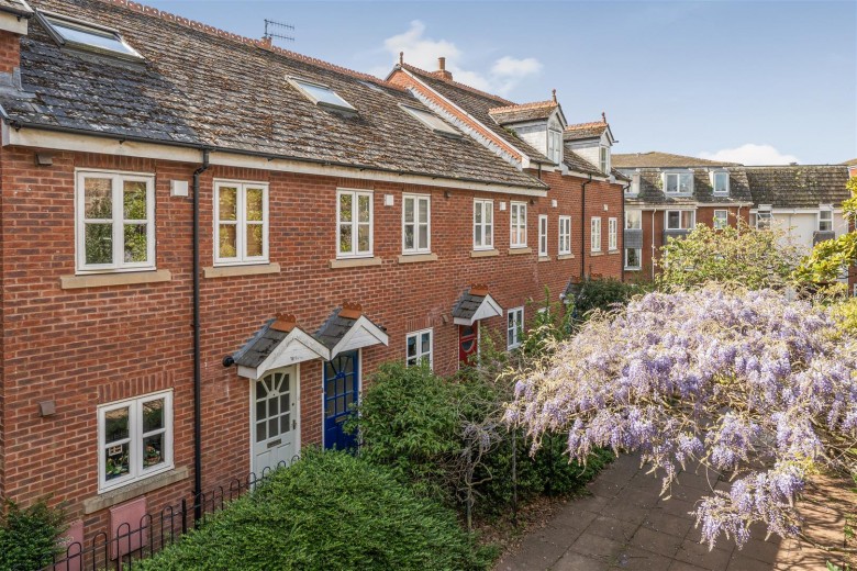 Click the photo for more details of Priory Gardens, Exeter