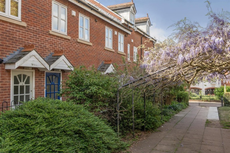 Images for Priory Gardens, Exeter