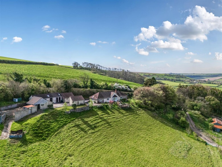 Click the photo for more details of Cerne Abbas, Dorchester