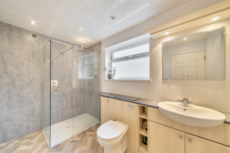 Images for Trefinnick Road, Bray Shop, Callington