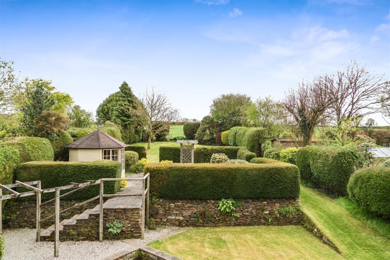Images for Trefinnick Road, Bray Shop, Callington