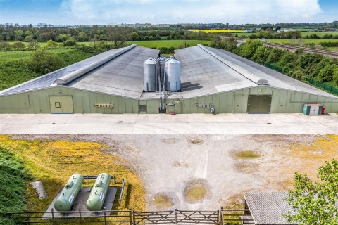 Click the photo for more details of Common Lane, Keinton Mandeville, Somerton