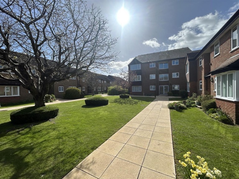 Images for Meadow Court, Bridport, Dorset
