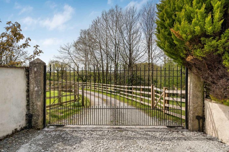 Images for Caseytown, Tavistock