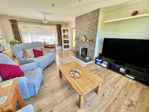 Click the photo for more details of Totland Bay, Isle of Wight