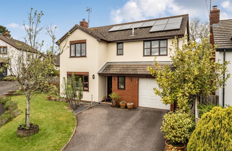 Click the photo for more details of Barnshill Close, Cheriton Fitzpaine, Crediton