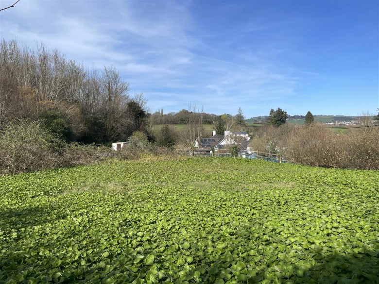 Click the photo for more details of Lake, Tawstock, Barnstaple