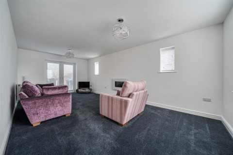 Click the photo for more details of Poppy Road, Lutterworth. LE17