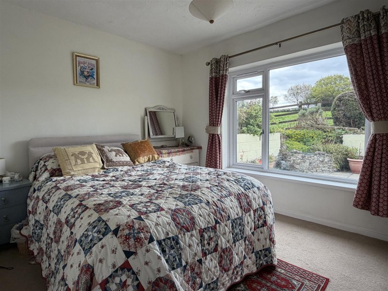 Images for Chittlehamholt