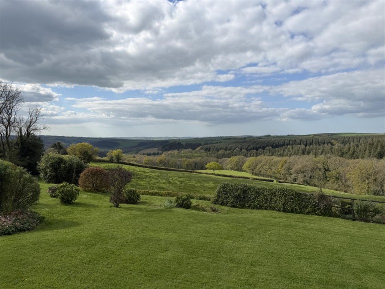 Images for Chittlehamholt