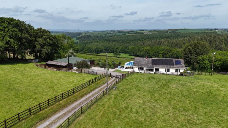 Images for Chittlehamholt