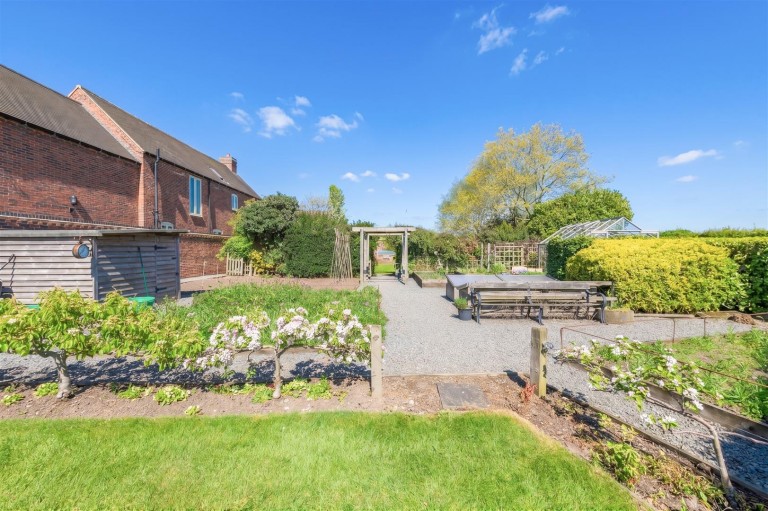 Images for Burton Road, Midway, Swadlincote