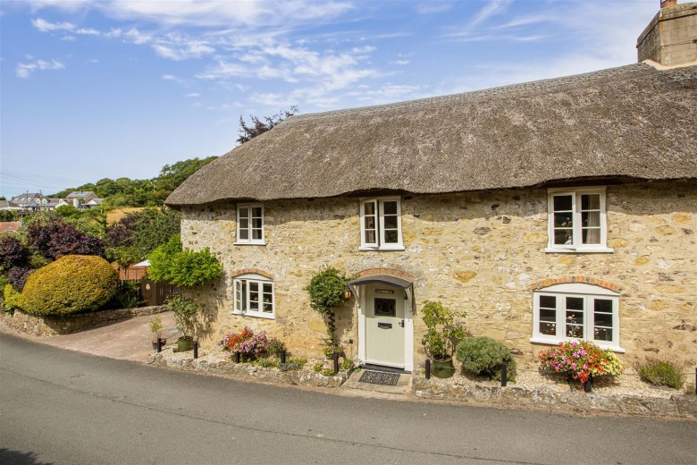 Click the photo for more details of Axmouth, Seaton