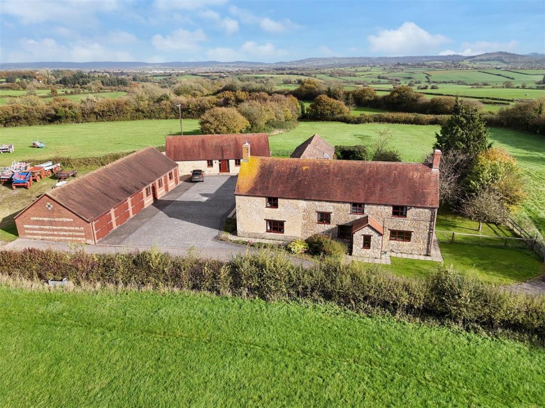 Click the photo for more details of Kington Magna, Gillingham