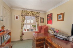 Images for Waller Drive, Banbury - ideal for families and homeworkers
