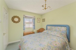 Images for Waller Drive, Banbury - ideal for families and homeworkers