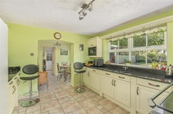 Images for Waller Drive, Banbury - ideal for families and homeworkers