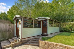 Images for Waller Drive, Banbury - ideal for families and homeworkers