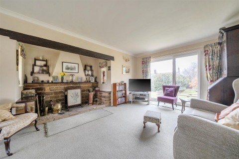 Click the photo for more details of Bartholomew Gardens, Blakesley, NN12
