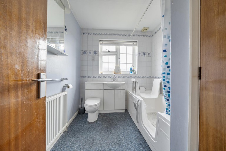 Images for Bartholomew Gardens, Blakesley, NN12