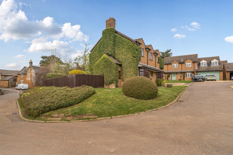 Images for Bartholomew Gardens, Blakesley, NN12